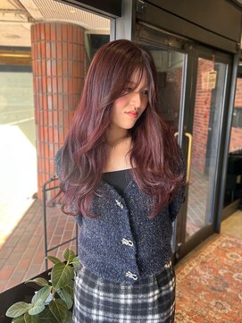 艶感のあるレッド！