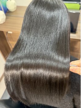 ハロバイシーン(Halo by seen.)の写真/"髪質改善×縮毛矯正"の美髪矯正。高品質な薬剤とTRでダメージ最小限&最大の美しさを［髪質改善/縮毛矯正］