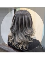 ピヴォヘアー(pivo hair)&nbsp;バレイヤージュ　グレージュ