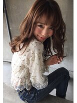 ヴィレッジ(Village)&nbsp;大人フェミニンな柔ふわセミディ