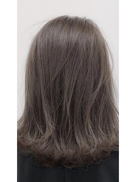 アミル(AMIL) 外はねスタイル