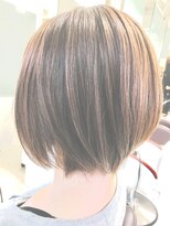 トゥエンティ(twenty)&nbsp;大人可愛いショートボブ