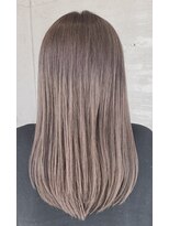 クローバー(CLOVER)&nbsp;ホワイトアッシュ×グラデーション♪