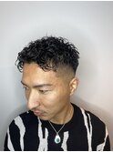 スキンフェード [バーバーカット/ツイストパーマ/束感ショート]