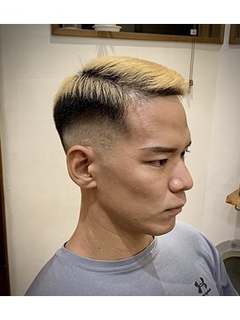 ウィード(WEED) ハイトーン7:3ヘアー