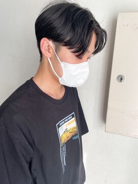 キャンバス バイ ネオリーブ 横浜西口(Canvas by neo.) センターパート ニュアンスパーマ ワンカールパーマ【横浜】