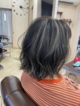 スーペリオル(Superior) 切りっぱなしボブ