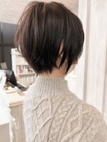 キャアリー(Caary) グレージュカラー小顔補正立体カットcaaryショートヘア小顔ボブ