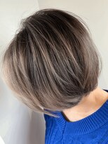 サーク(Sark)&nbsp;ミディアム大人バレイヤージュ