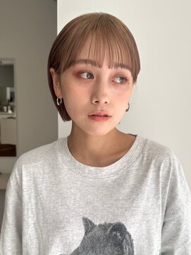 ガーデンヨコハマ(GARDEN YOKOHAMA) 切りっぱなしボブダブルカラーミルクティーベージュワイドバング