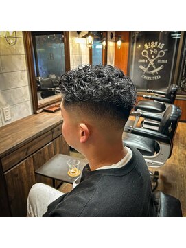 ジョイボックス 東三国店(JOYBOX) 極道パーマ×スキンフェード