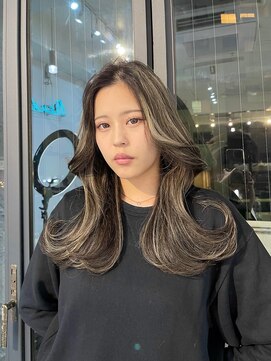 ブレンド 渋谷(BLend) マチルダボブ前髪ハイライトグレージュ