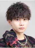 ツイスパ波打ちパーマ刈り上げマッシュ