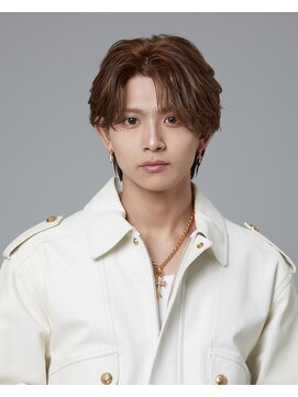 アクシー ヘアーアンドメイク(AXY HAIR&MAKE) フェザーパーマスパイキーショートサーフカールシルバーベージュ