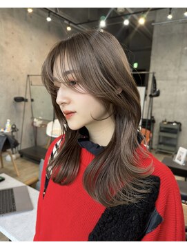 メラク(Merak) 大人可愛い×透明感カラー小顔レイヤーロング【20～40代】