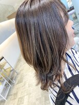 プレフェレプレフェ(prefere prefe)&nbsp;ナチュラルハイライト×くびれミディアム