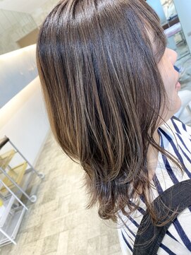 プレフェレプレフェ(prefere prefe) ナチュラルハイライト×くびれミディアム