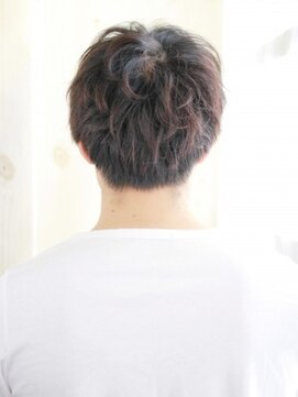 ヘアメイク ナル(hair make nalu) マットな質感の無造作ショート