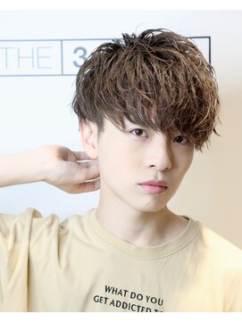 ザ サードヘアー 柏(THE 3rd HAIR) 束感 マッシュ 緩スパイラルパーマ