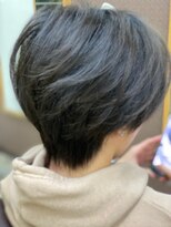 ローシュヘアー(Rosh hair) オトナセンターショート