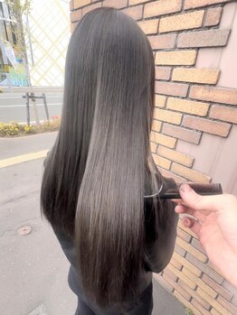 ヘアーデザイン クレオ(CREO)の写真/【東札幌駅徒歩1分】とろける艶でシルクのような手触りに♪憧れのストレートで愛されヘアを叶えます☆