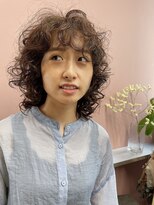 カームバイリコ 学芸大学(calm by liko) 斜めバング/グレージュカラー/デザインカラー/学芸大学