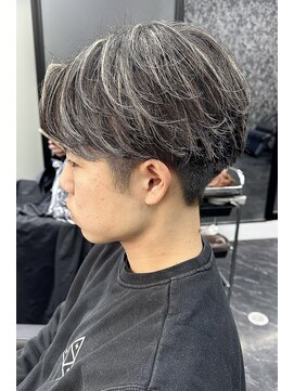 リアオオサカ テラス 梅田(Ria OSAKA terrace) ～メンズ　メッシュ　ハイライトカラー～ 【Ria 大阪 梅田】