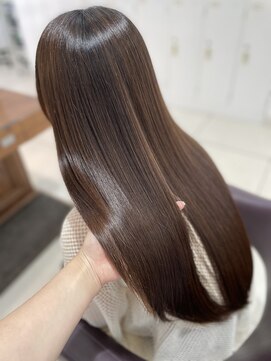 ミニヨン バイ ハピネス 高の原店(mignon by Happiness) 髪質改善ストレート 縮毛矯正 三宮