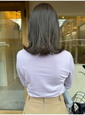 オリーブグレージュ