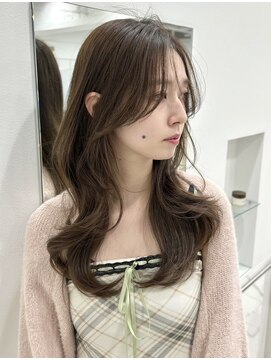 ユーフォリア 渋谷グランデ(Euphoria SHIBUYA GRANDE) レイヤーカット　くびれ巻き　顔まわりカット