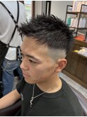 スキンフェード×アップバングショート