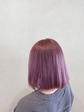 ニューカマー バイ ヘッドライト シブヤ(NEW COMER by HEADLIGHT shibuya) チェリーレッド×ミディアム