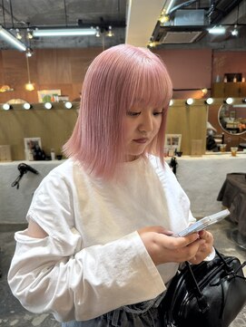 チャプター 問屋町(chapter) ケアブリーチピンクベージュカヘイリーボブ切りっぱなしボブ韓国