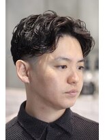 キングスマントーキョー 三鷹店(KINGSMAN TOKYO)&nbsp;アップバング / ツーブロック / スキンフェード[三鷹/バーバー]