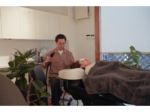 キキ ヘアスタジオ(kiki hair studio)の雰囲気（シャンプーでの首や腰の負担を軽減して最上級の癒しを実現。）