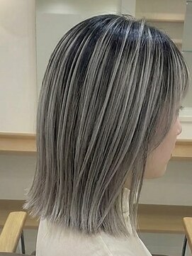 ランプ(Lamp) くびレイヤー グレーベージュ 白髪染め 白髪ぼかし 髪質改善