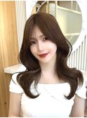韓国風くびれレイヤー×シースルーバング