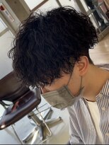 マグカーネバイフィフス オカヤ(Mag KANE by fifth okaya) 岡谷メンズカットメンズパーマツイストスパイラルパーマフェード
