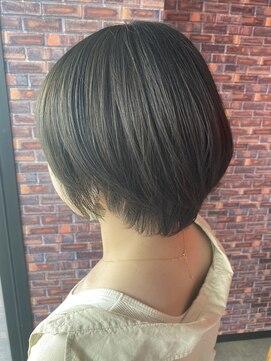 レイグロー バイ ヘッドライト ひたちなか店(RAYGLOW by HEADLIGHT) オリーブグレージュ×ショート