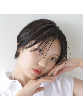 ヘアメイク エイト キリシマ(hair make No.8 kirishima) ハンサムショート×グレージュ・instagram @no8_doc_shinichi