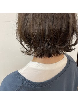 コットン 松本店(Cotton) ふんわり切りっぱなしボブ