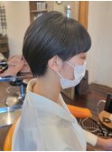 耳掛けマッシュショート