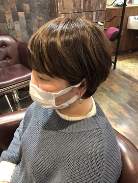 ヘアー クリエイト カルバリ(HAIR CREATE Calbari) ナチュラルショートにグラデーション風ハイライト