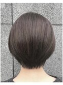ショートボブandグレージュカラー