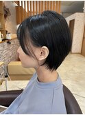 サイドバングありのショートボブ