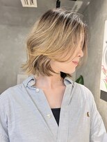 ブルックス ハイライト 大人ボブ  レイヤーボブ アッシュベージュ ショート