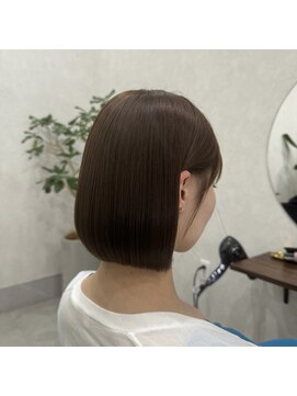 スターク(stark) ボブスタイル/ボブ/シュートボブ/オリーブベージュ/姫路