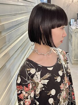 エール(a:le) ワイドバングとミニボブ 酸性ストレート