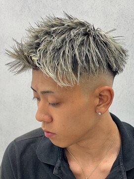 ルースト 西院店(ROOST) ジェットモヒカン×ホワイトハイライト