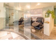 【癒しのシャンプー♪】フルフラットシャンプー台で日頃の疲れ をすっきりとリフレッシュ♪